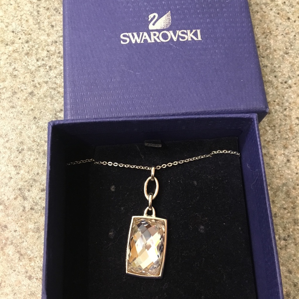Swarovski Nirvana Pendent